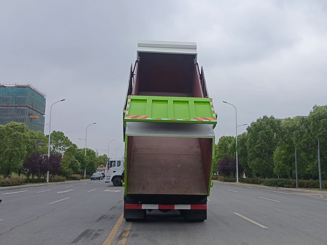 國六東風(fēng)錦程后雙橋25方對接垃圾車