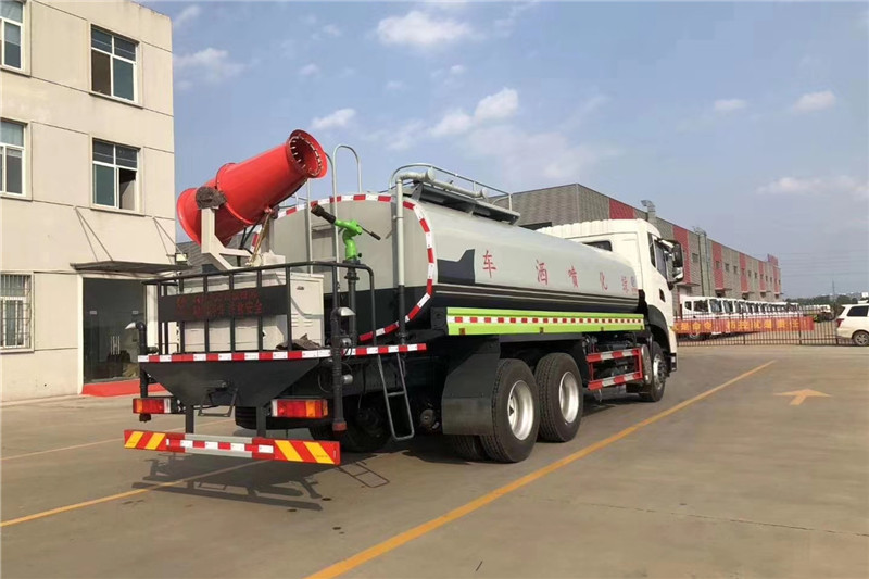 東風(fēng)天龍后八輪20噸噴霧車，國六綠化噴灑車